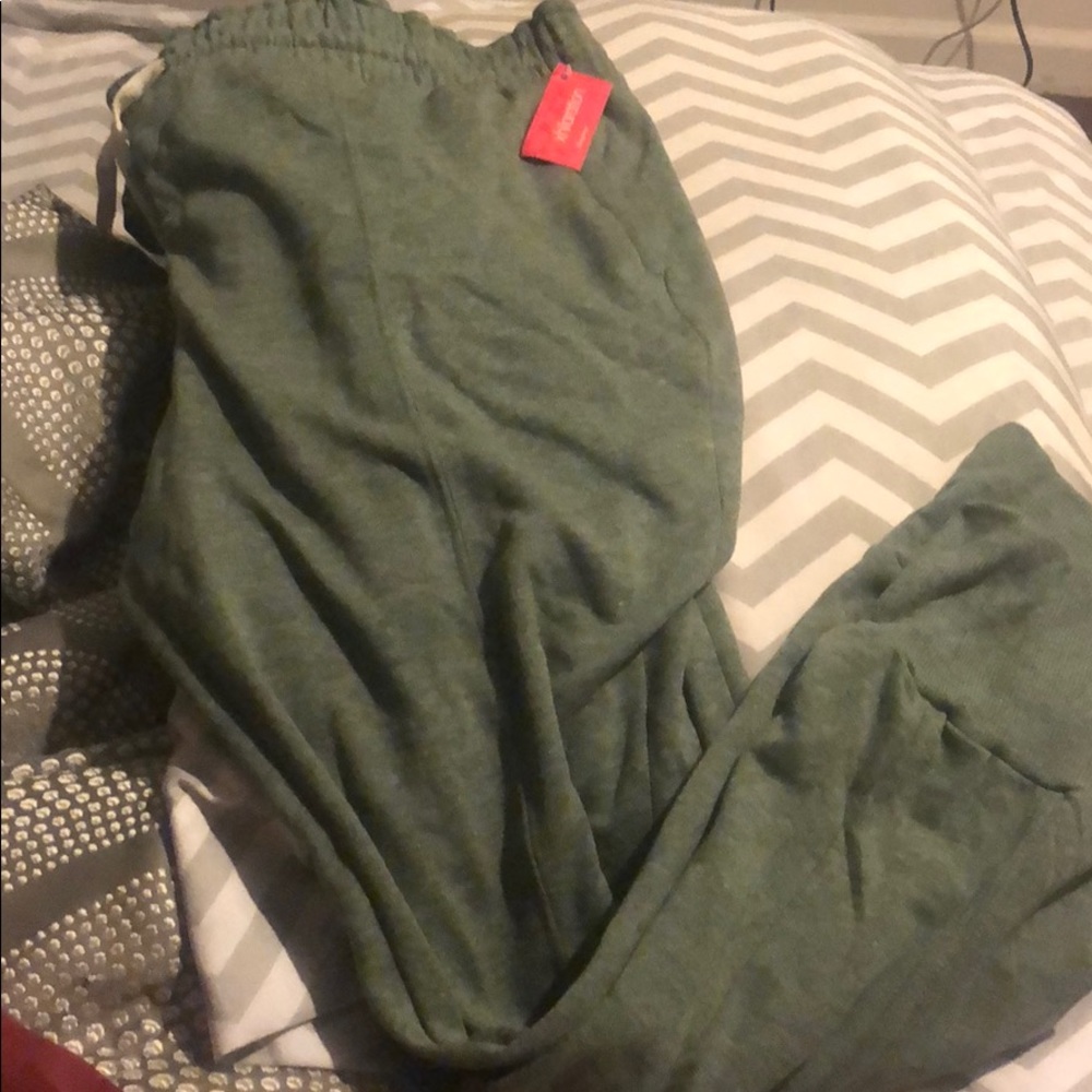 Jogging set brand new.